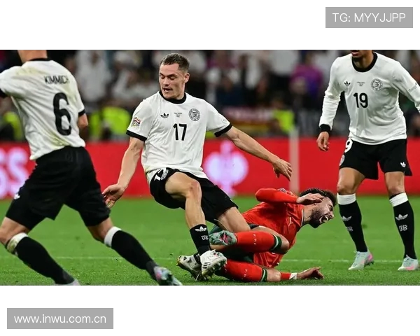 维尔茨启程英伦加盟红军在即德天空报道球星抵达机场准备起航